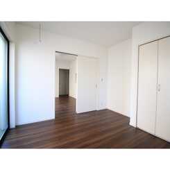 Palais　Fleurのサムネイル