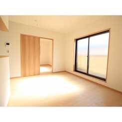 Palais　Fleurのサムネイル