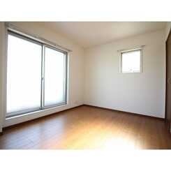 ラヴェニール国分寺のサムネイル