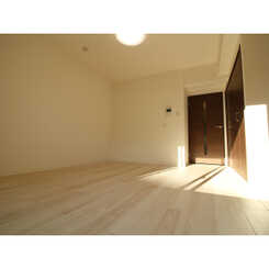 プレール・ドゥーク学芸大学のサムネイル