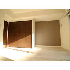 プレール・ドゥーク学芸大学のサムネイル