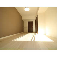 プレール・ドゥーク学芸大学のサムネイル