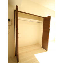 プレール・ドゥーク学芸大学のサムネイル