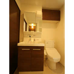 プレール・ドゥーク学芸大学のサムネイル