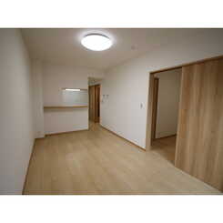 アムール Moonのサムネイル