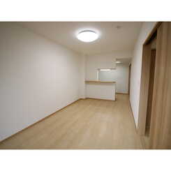 アムール Moonのサムネイル