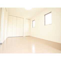 コンフォーレ六実のサムネイル