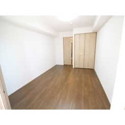 プレール・ドゥーク三軒茶屋のサムネイル