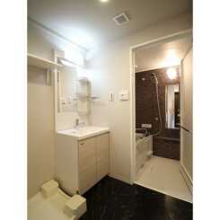 プレール・ドゥーク三軒茶屋のサムネイル