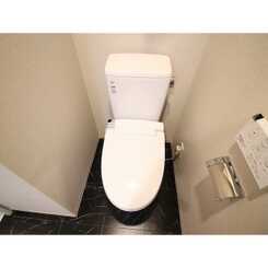 プレール・ドゥーク三軒茶屋のサムネイル