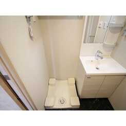 プレール・ドゥーク三軒茶屋のサムネイル