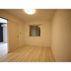 デュラカーサ 小山のサムネイル