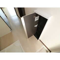 Y’s viewのサムネイル