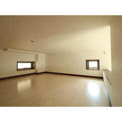 Y’s viewのサムネイル