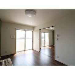 デュラカーサルシア　川和Ⅲのサムネイル