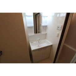 アンプルールフェール　エタン　セルマン昆陽のサムネイル