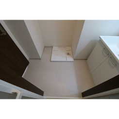 アンプルールフェール　エタン　セルマン昆陽のサムネイル