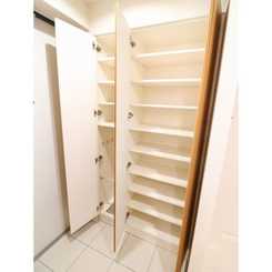 プレール・ドゥーク横濱紅葉坂のサムネイル