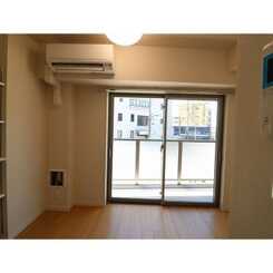 プレール・ドゥーク横濱紅葉坂のサムネイル