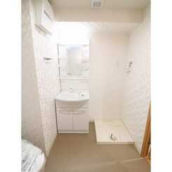 プレール・ドゥーク横濱紅葉坂のサムネイル