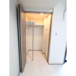 プレール・ドゥーク三宿のサムネイル