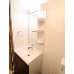 プレール・ドゥーク三宿のサムネイル