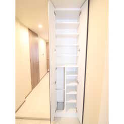 プレール・ドゥーク三宿のサムネイル