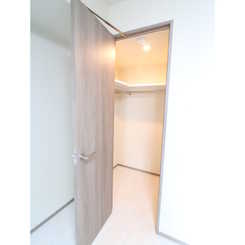 プレール・ドゥーク三宿のサムネイル