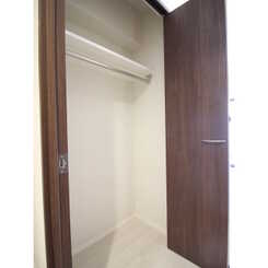 プレール・ドゥーク浅草Ⅳのサムネイル