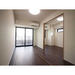 プレール・ドゥーク浅草Ⅳのサムネイル