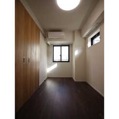 プレール・ドゥーク浅草Ⅳのサムネイル