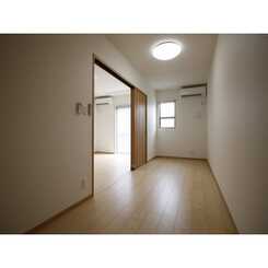 クレール 柳根町のサムネイル