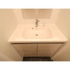 プレール・ドゥーク中野南台のサムネイル