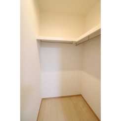 メゾン　ラ・セーヌのサムネイル