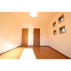 クレールホルムのサムネイル