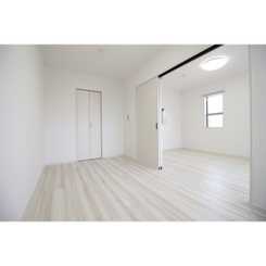 アムール Bonheurのサムネイル