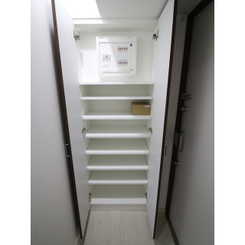 プレール・ドゥーク西新井のサムネイル