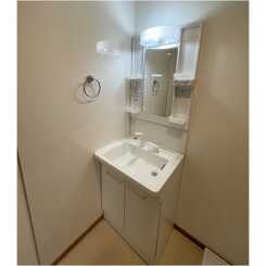 Clair Miyagawaのサムネイル