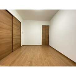 アムール　イソベのサムネイル