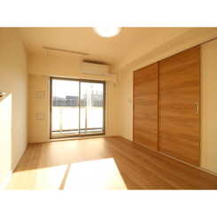 プレール・ドゥーク上中里のサムネイル