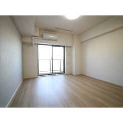 プレール・ドゥーク上中里のサムネイル