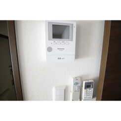 サニーフラット西大宮のサムネイル