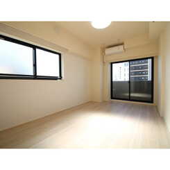 プレール・ドゥーク文京湯島のサムネイル