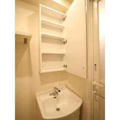 プレール・ドゥーク文京湯島のサムネイル