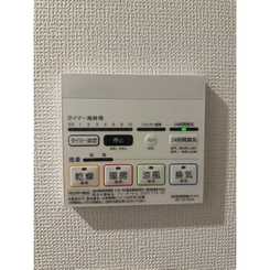 キャトル・セゾンのサムネイル