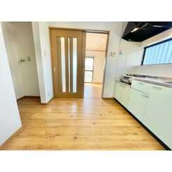 テンダーハウスのサムネイル