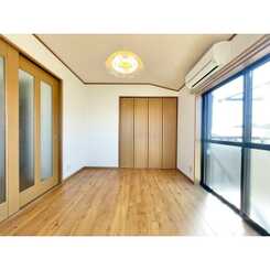 テンダーハウスのサムネイル