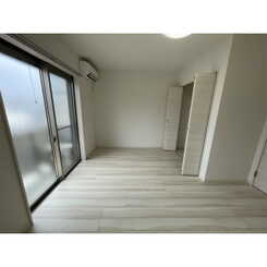 チェリー栄のサムネイル