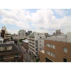 プレール・ドゥーク大山駅前のサムネイル