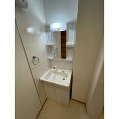 クレール　新守山のサムネイル